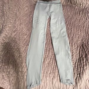 pink active leggings super comfy!